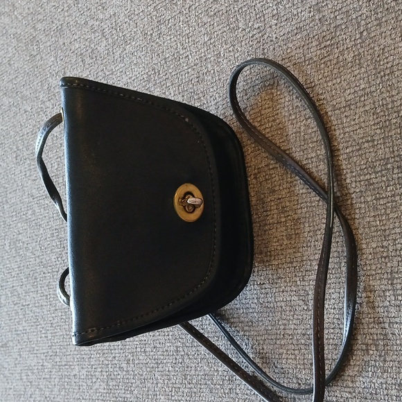 VTG Coach Everett Black Crossbody Bag 9934 - Picture 1 of 11